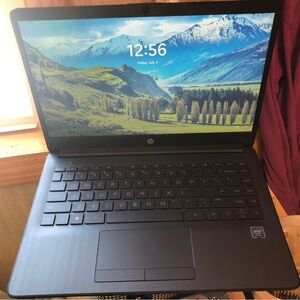 HP Black Slim Laptop with Thin Bezels and Matte Finish